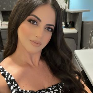 Meet your Posher, Tina